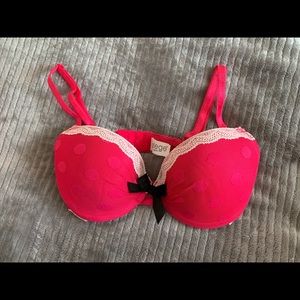 Parisian Boutique Pink Lace Bra